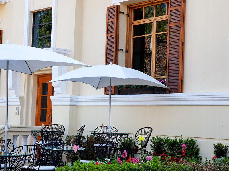 96F66CD96E4102A44D6BEFBE26C7F180