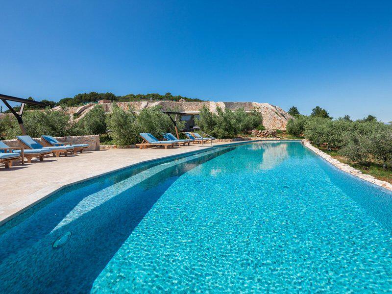 159CD14A6F292CC613B0BF0727268AF3