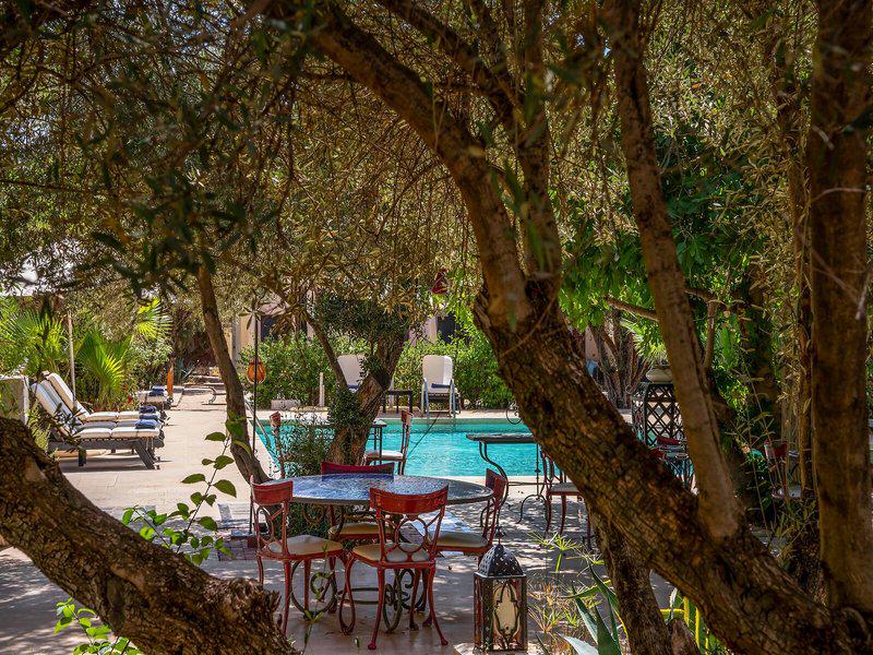 A2E6CE00429A9CB36F93C4372D6E23A3