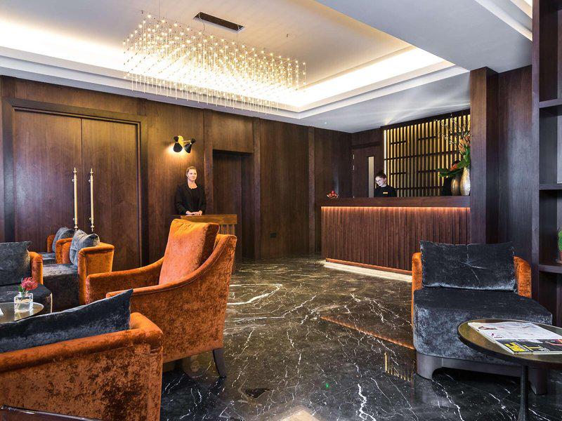 73AA4684255994C90D12C6CB1FE6332E