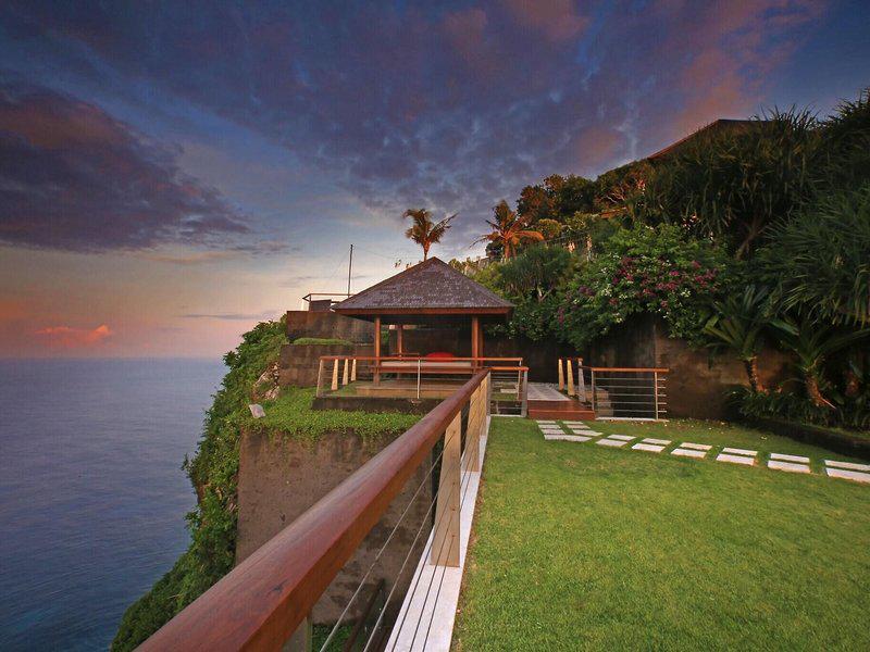 2EFF7E08F5907FF561DDEF69D526856B