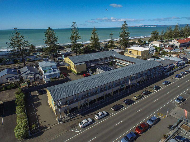 B56FC3F88EE07C9BEC8554402EACF1A2