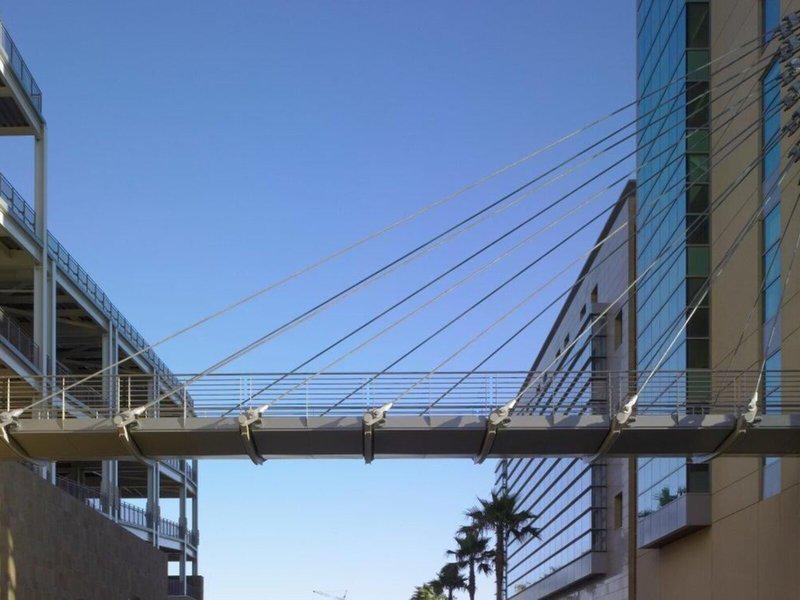 D5D8B24FB0DEA27640F0B2E263E48994