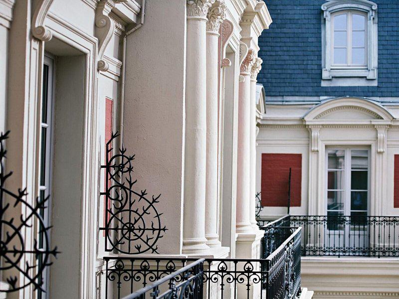 C8E23FF33460BEB6F6A5C931186C4FE1