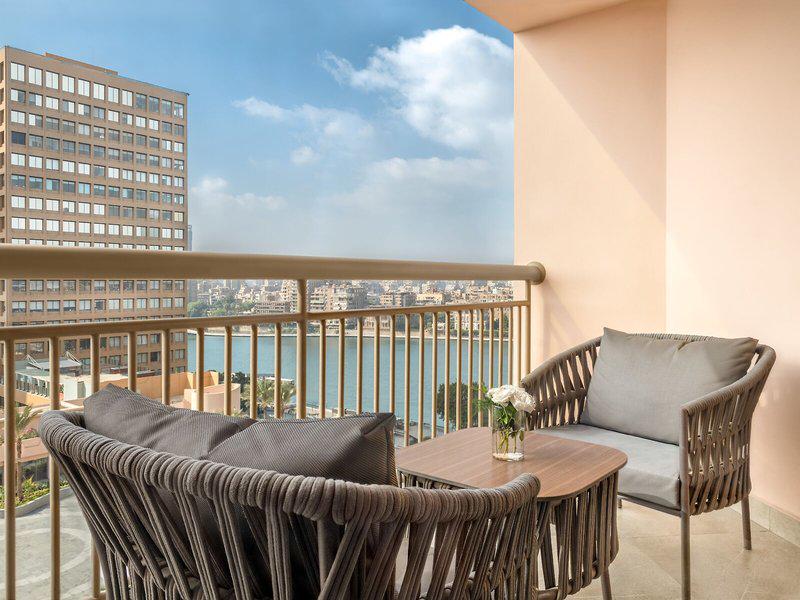 5C510EF59327B855A34BE34465A4742D