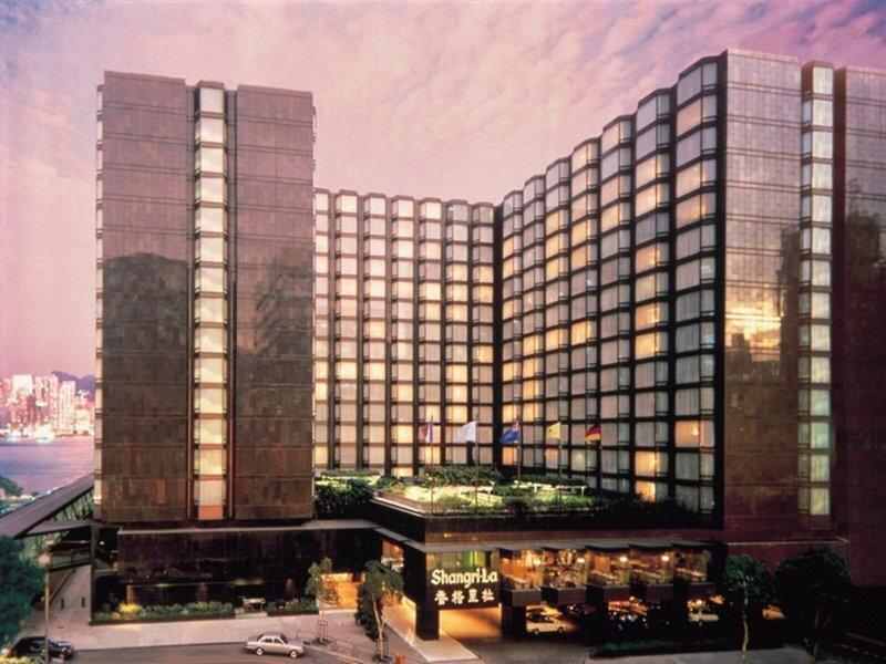 BAA16F8FCE37A7B3C45A8D036BA532D7