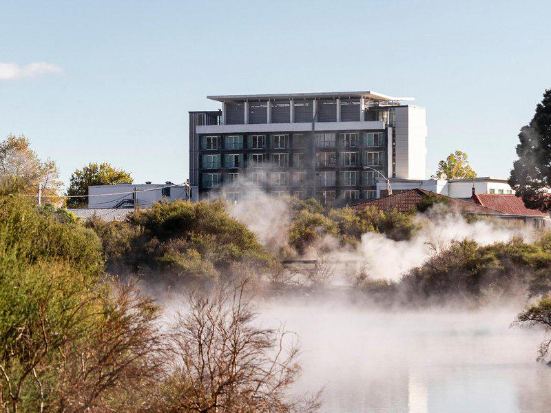 E40B521938ED8F02FF3CF17A1D052A03