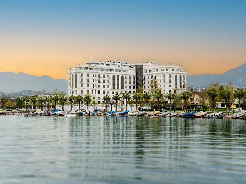 67B1C9C2CB0BC219A5041AB74AFD1F44