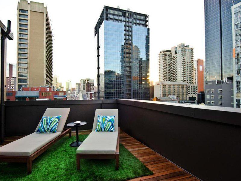 21B729CD4B8FBC93235AEED1DE8F6E33