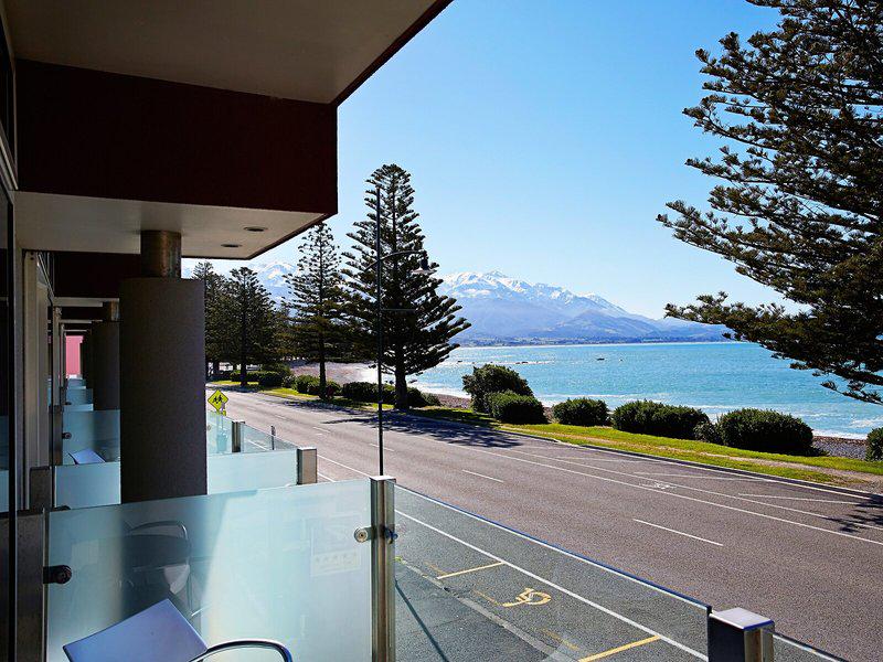 6D2724C8D35BE696EF1F228836886DC8