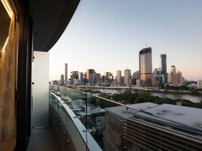 6C0DE7554BBF7825BFDE7E9AB26CAD88