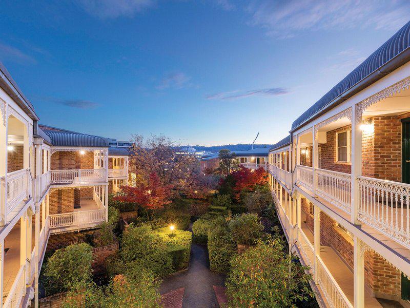 AB1FDC90285E3557596D6889B29342C0