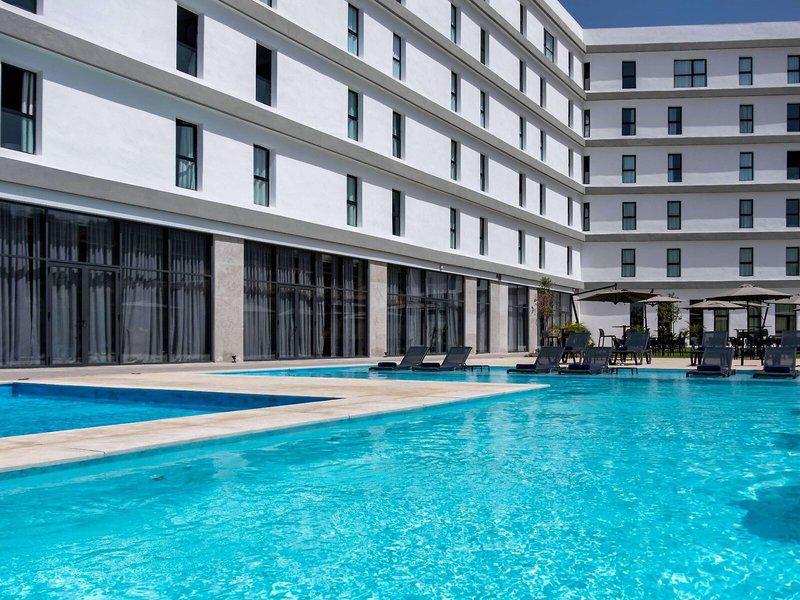 6211E71815C6D303F2052FCA32D9899E