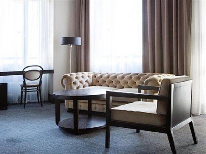 0B240ACD681E9BB28F466985CE7DA1FA