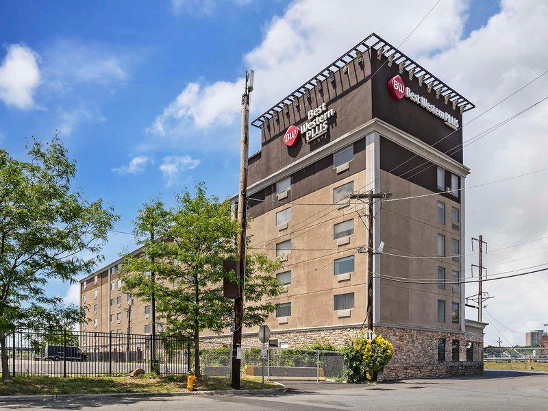 B03FCF1C1542BFB41FD7C136CEF6E7EB