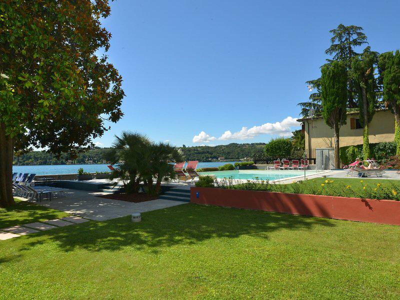 F86A26C1B1A1B978C1E304412E55D09E