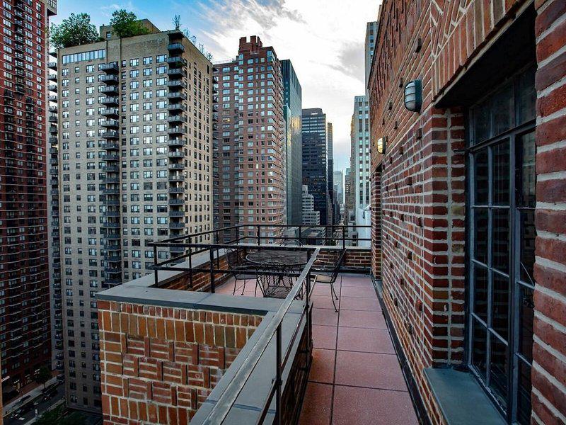 92F3A22139B54BBB0DEF6AD81147BEC2