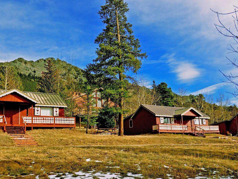 90A4964344C8B5C5DA526A8D196C10E3