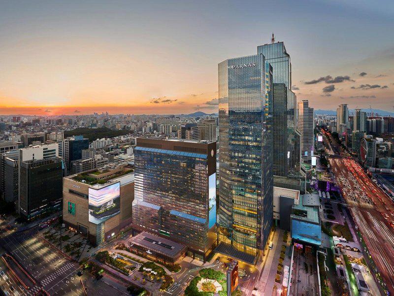 FBE3C0B4490CB7D7CF468A016E37D5E5