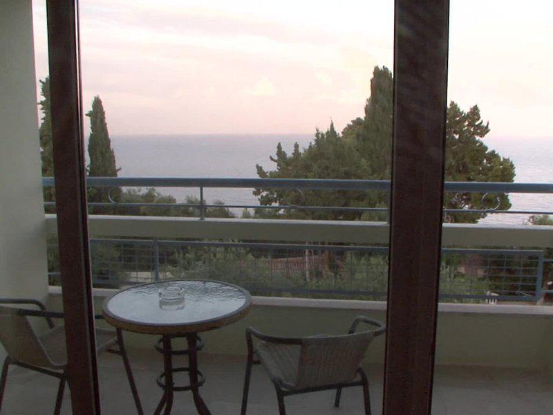 3850D1FF2FCC0D72BC7CC41C43804FE0