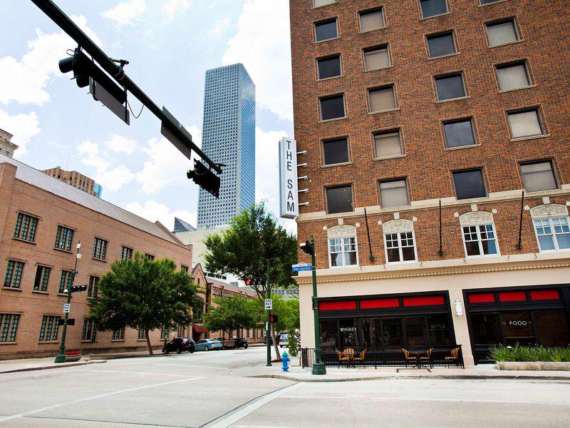 AD215D5B9E6F9B0133DB202572C3F60D