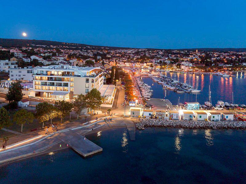 9E4FDE393767842981F8999D19389262