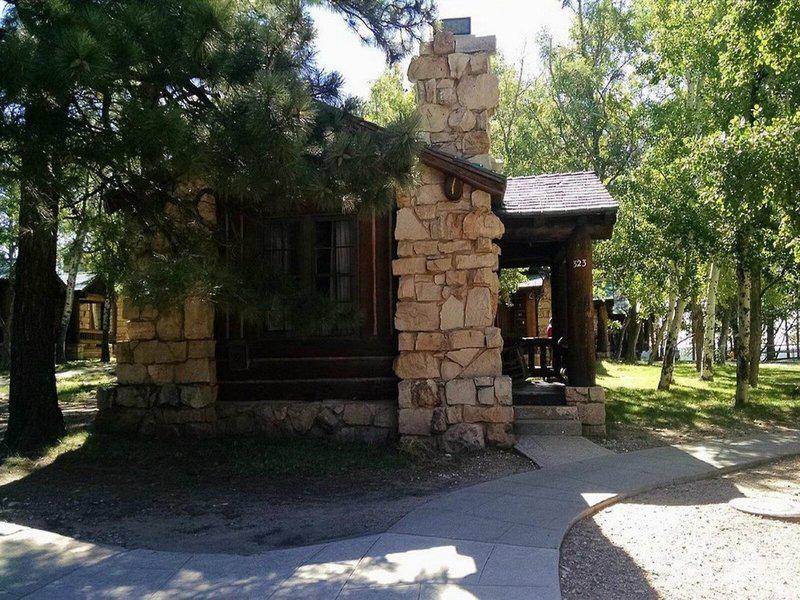 906AFDD5729B1F224244A120A1CE395F