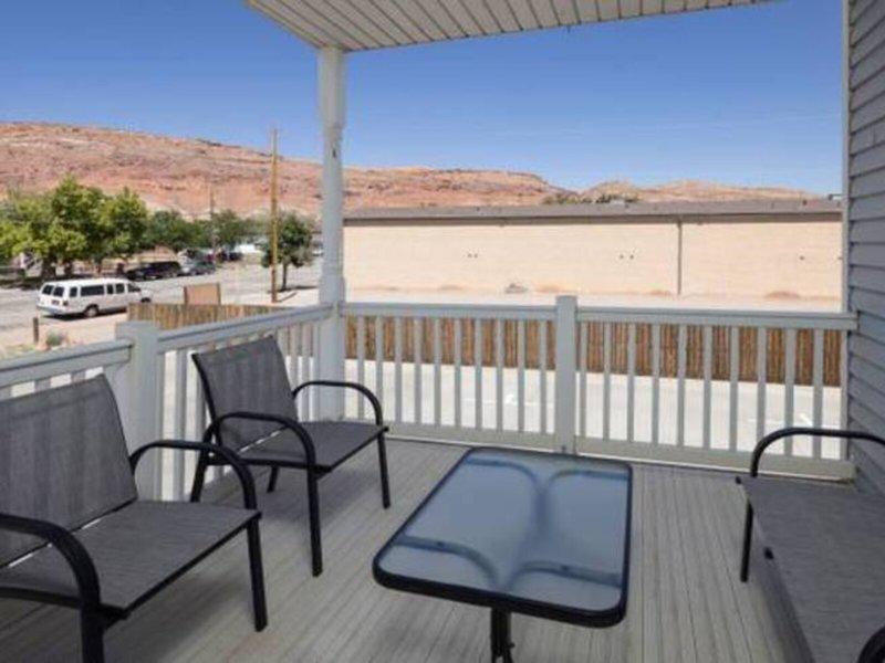 FD1157D253DDA75E1310261AA6FE94EB