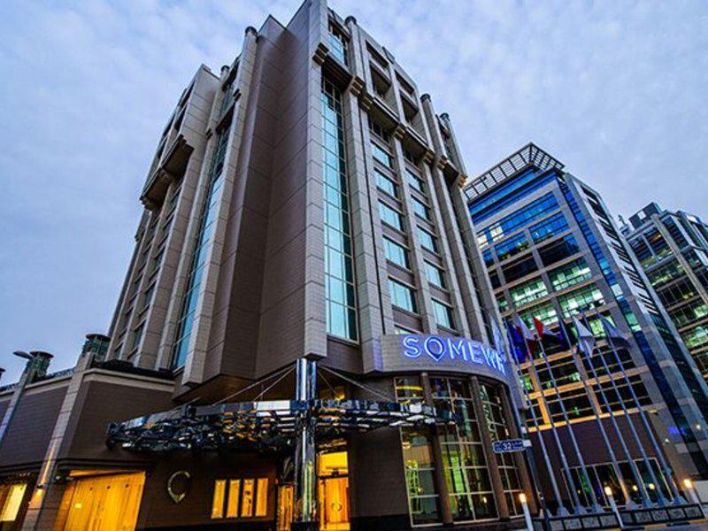 F976147C751CF9780AD02C10C9586C40