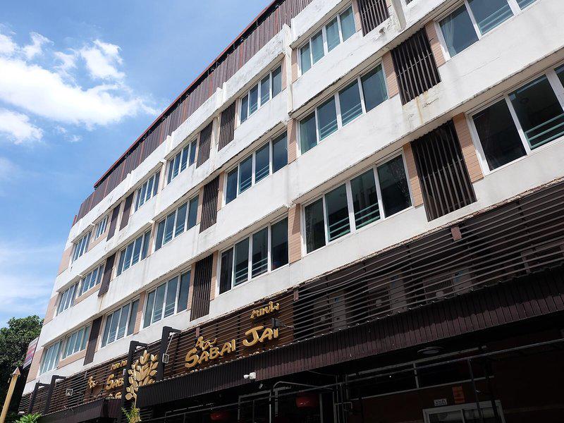 AD7AAD4172764B8DCDCD1312DD41C105