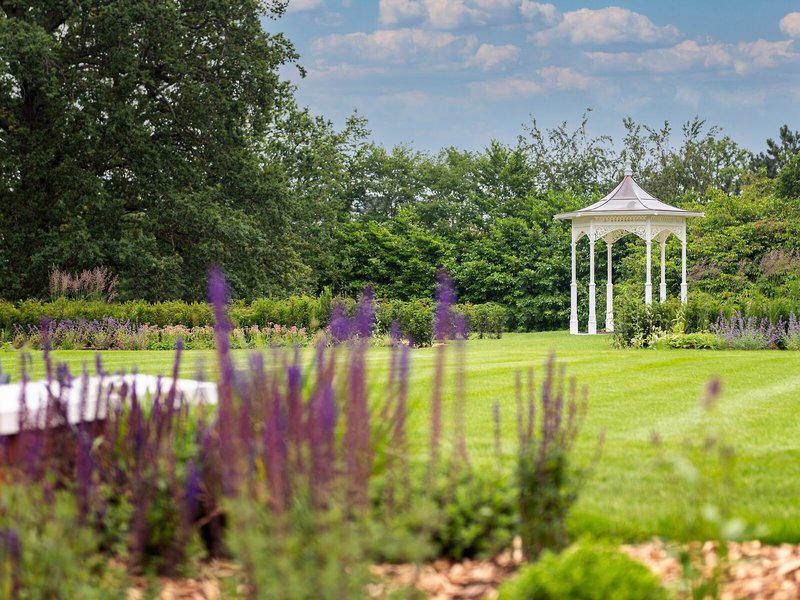 B1D391834340DFBD135E3268B4347A85