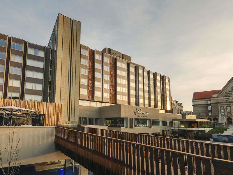 13195F87956CCDE651B6B9F08F7D5FCD