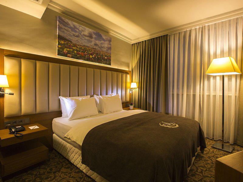 7CCEEC1AD40780DF7CF6AE4A6AAD5267