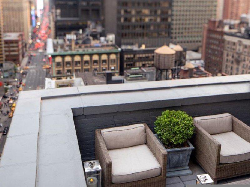 C4028B3676DDF086B0D9FC4C1E5610C2