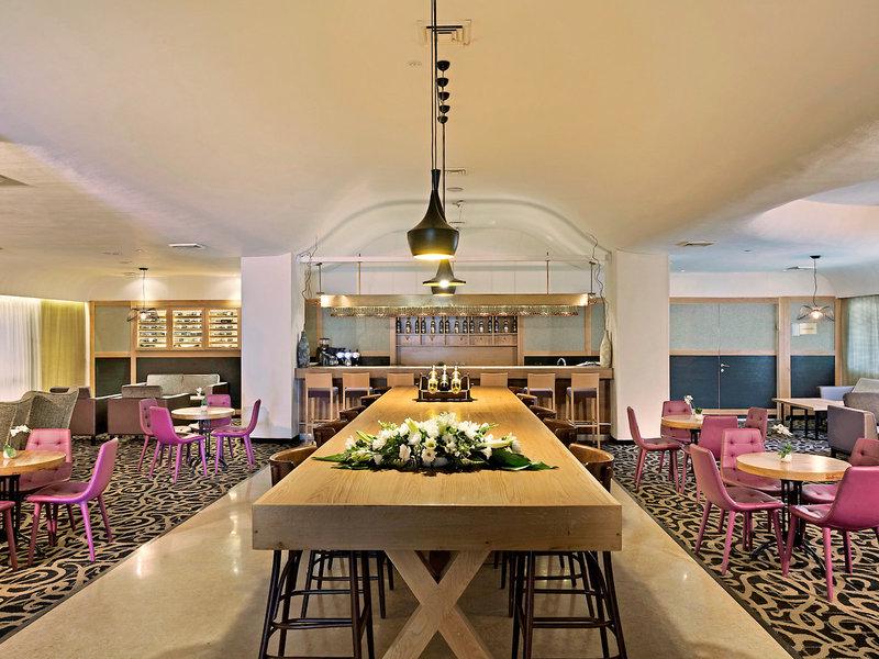 14ADFF3975722F8A5EAA60BDF26330CD