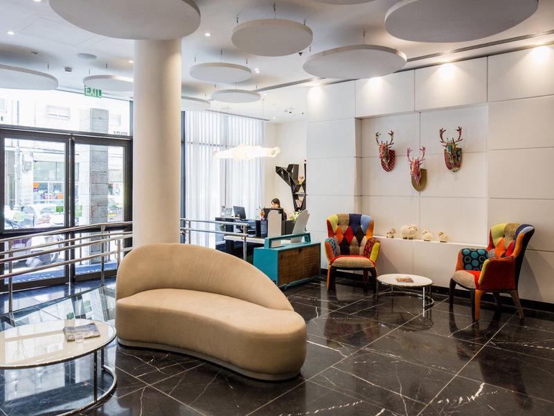 DC4CA23253D08BE06FC18326F28D08BA