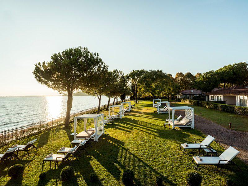 705AA95383A4357980528750B8FA98B8