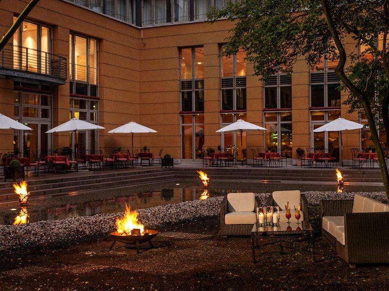 55CD9C9049F1ADF265026A2C0BC405EF