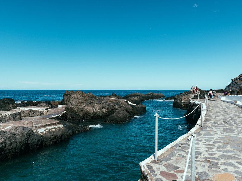 6949E32BD113805594BCE5052DE2A756