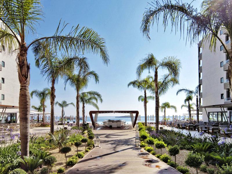 7CED7EE3157D07BE03ABA3BF5871641C