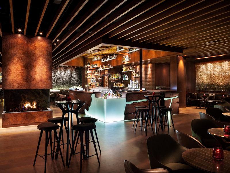 D896130B67B9352B61882FA192E3BD00