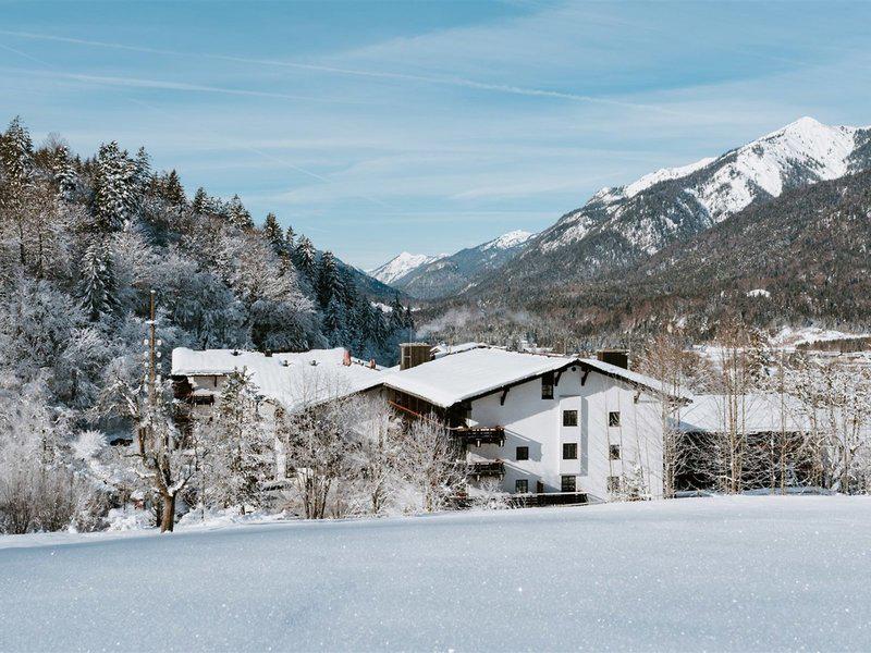 CCF10302E415CCAB44176455DCD2DF45