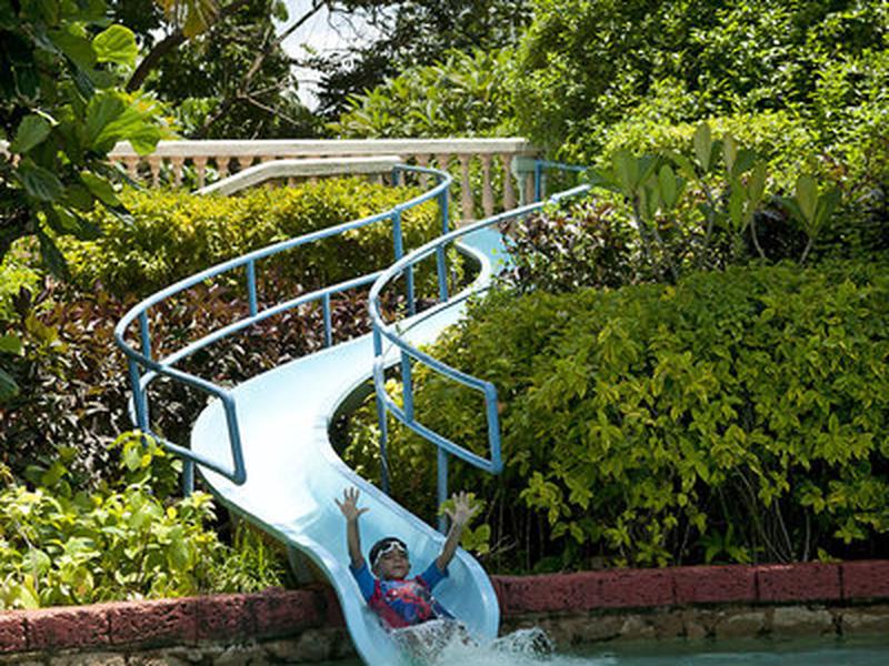 23237BA38253E9B97D04F11C0EC93175