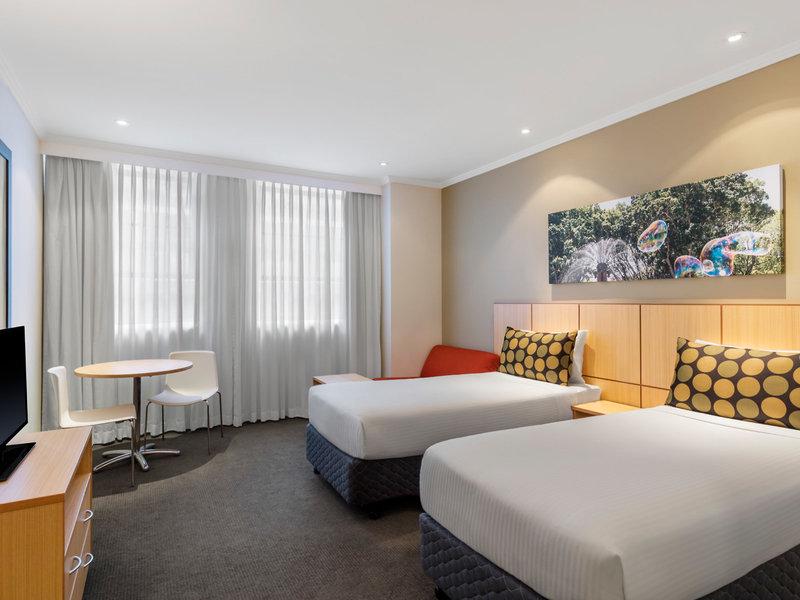 7E0B67428E944FF607BFE9E21748EBE1