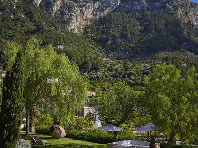 51E22B159DCE4C133BD646F4E367F05F