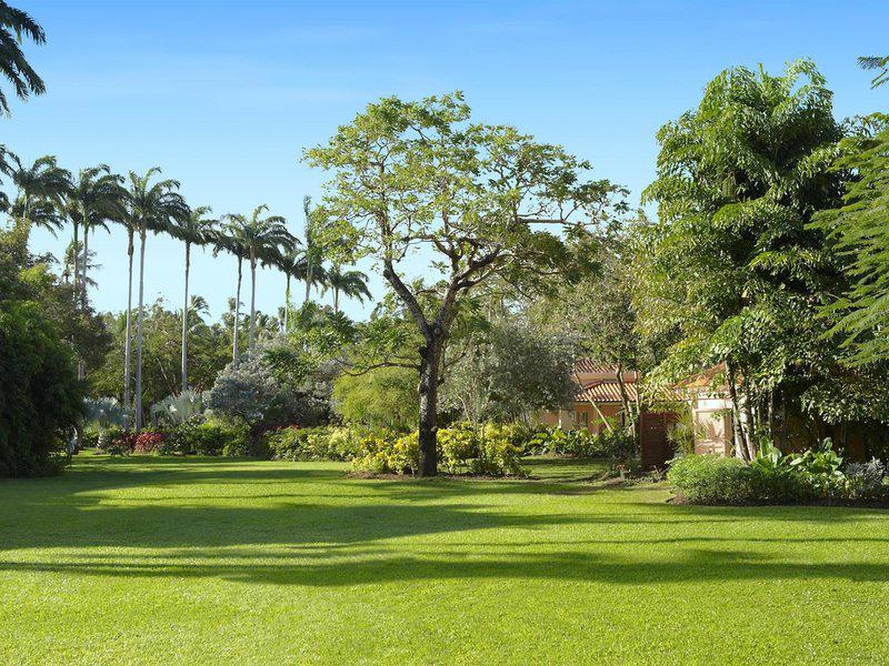 9DEE11FB88450B08E1DB1CC649D76D1D