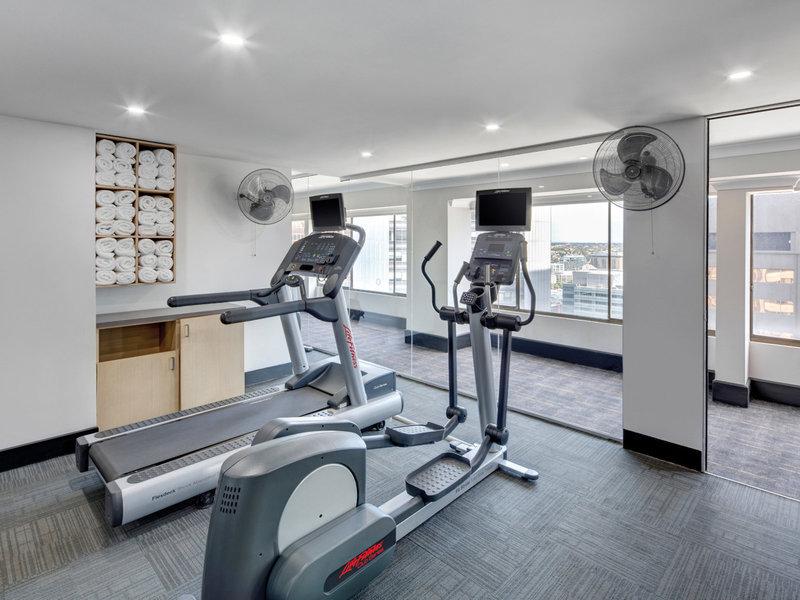 49B598D2636D465CD861A2A2581D440A