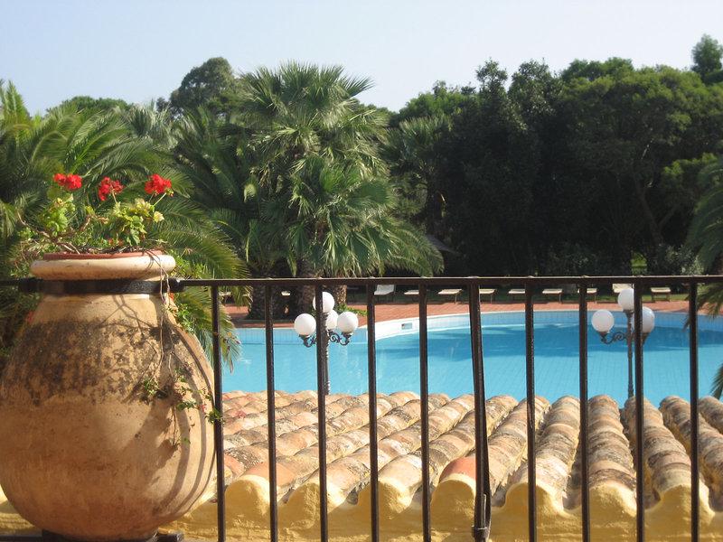 EAFD6A9F1B19696899FE63988C6204A7