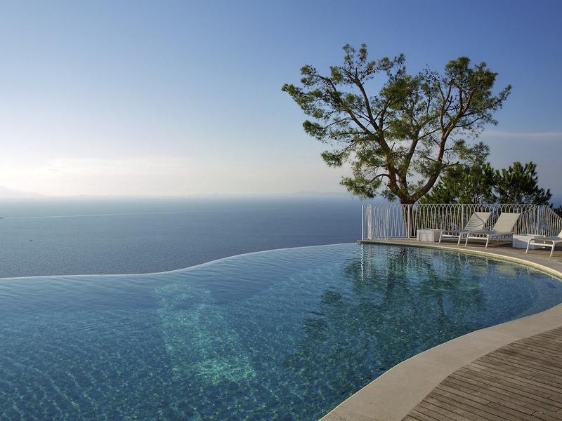 F5267D870F503D2C1FCCE2A242A25D94