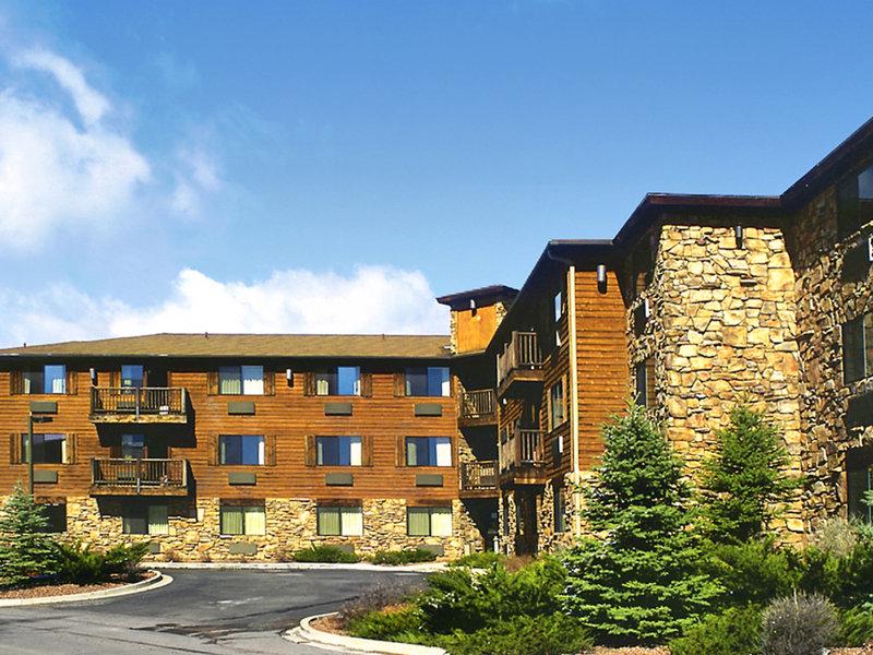 5FC43964466CC3D452CF7946A888886B